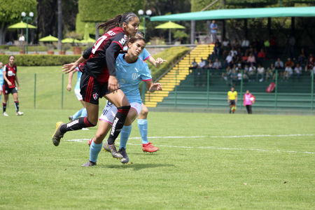 Alison González durante el juego de la Jornada 2 del Torneo Apertura 2019 de la Liga BBVA MX Femenil, entre Atlas Femenil y Rayadas de Monte