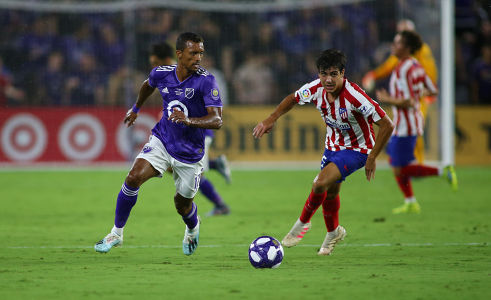 Nani runs past the Athletico Madrid defender — soccer — MLS, soccer, allstar