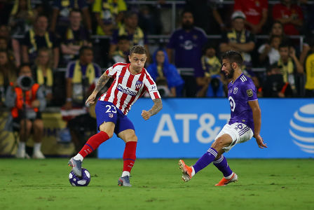 Kieran Trippier dribbles against Diego Rossi — soccer — MLS, soccer, allstar