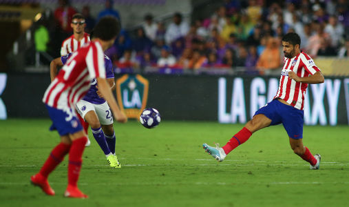 Diego Costa attempts to block a shot — soccer — MLS, soccer, allstar