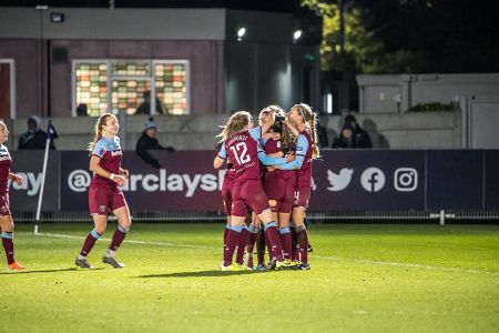 West Ham Women — West Ham Women, Manchester United Women