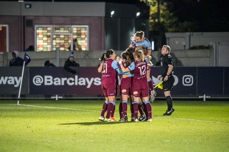 West Ham Women — West Ham Women, Manchester United Women