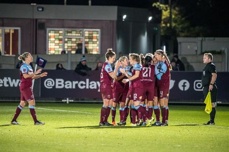 West Ham Women — West Ham Women, Manchester United Women