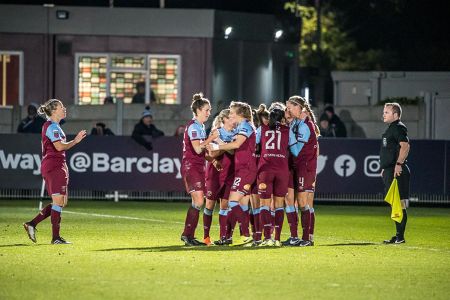 West Ham Women — West Ham Women, Manchester United Women