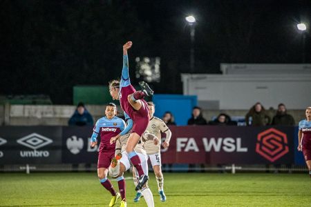 West Ham Women — West Ham Women, Manchester United Women