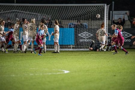 West Ham Women — West Ham Women, Manchester United Women