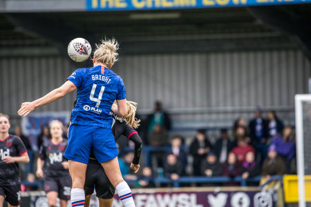 Millie Bright wins the header for Chelsea — Chelsea FC — Chelsea FC, Reading FC, FAWSL