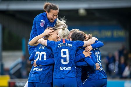 Drew Spence and Chelsea celebrating a goal — Chelsea FC — Chelsea FC, Reading FC, FAWSL
