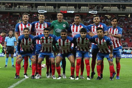 El Club Guadalajara durante el duelo de la Jornada 1 de la Liga MX entre Chivas y Juárez, celebrado en el Estadio Akron. — Chivas — Chivas, 