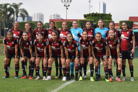 Foto de equipo del Atlas Femenil para enfrentar al Tijuana Femenil en la Jornada 6 del Clausura 2020 de la Liga MX Femenil. — Atlas Femenil 