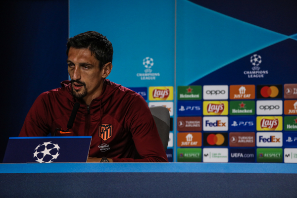 laptop — Atlético de Madrid, Atlético de Madrid, Diego Pablo Simeone