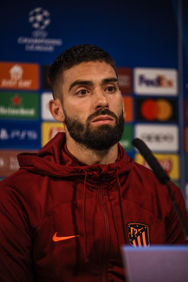laptop — Cholo Simeone, Yannik Carrasco, Atlético de Madrid