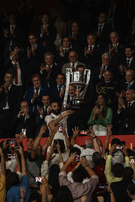 Karim Benzema — Real Madrid, Osasuna