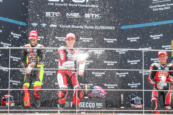 PODIUM MAXIMO QUILES, GUIDO PINI Y RICO SALMELA, VALENCIA — PODIO — JUNIORGP, FIM, EUROPEAN TALENT CUP