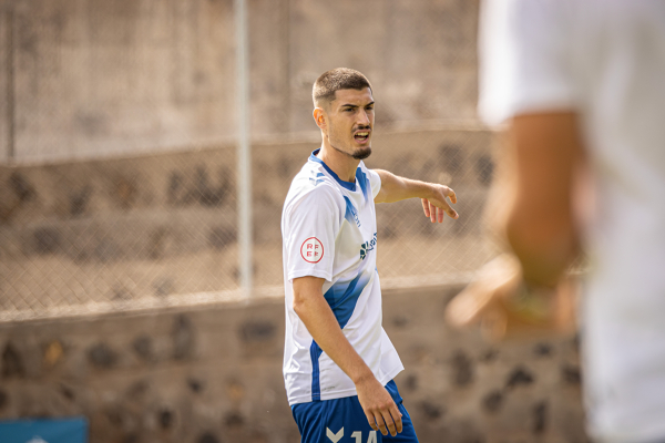 Adri Pérez — C.D Tenerife, U.D Melilla, Jornada 1