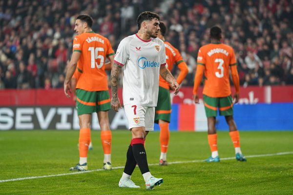 Sevilla FC - Valencia CF (J19 LaLiga EA Sports) — LaLiga — Sevilla FC, Valencia CF, LaLiga