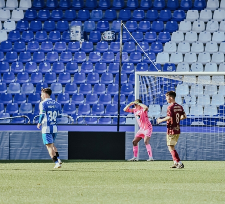 Alberto Sánchez — Deportivo Fabril, Pontevedra, Segunda Federación