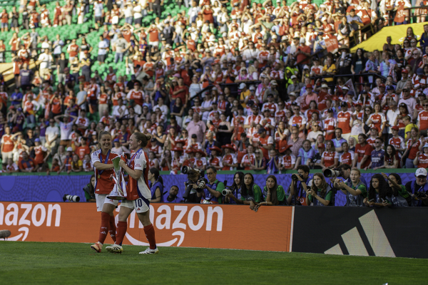 Arsenal FC — Arsenal FC, FC Barcelona, WUCL