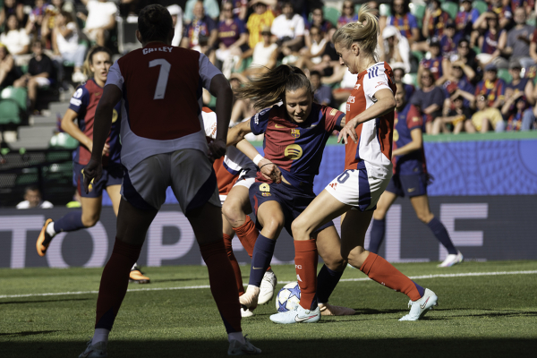 Claudia Pina — Arsenal FC, FC Barcelona, WUCL