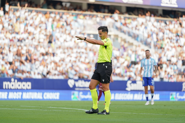 Málaga CF - SD Eibar (J1 LaLiga Hypermotion 2025 2026) — SD Eibar — Málaga CF, SD Eibar, Árbitro