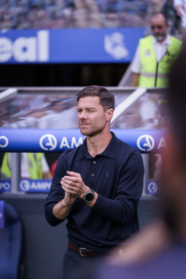 Xabi Alonso — Real Sociedad, Real Madrid