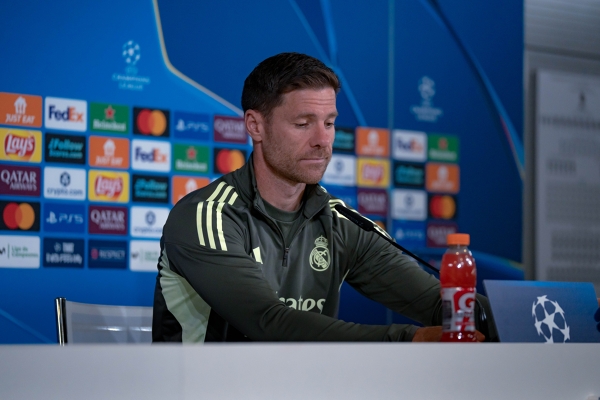 Ruenda De Presse Aurélien Tchouaméni - Xabi Alonso | Real Madrid UEFA Champions League — Xabi Alonso — Real Madrid CF, Xabi Alonso, UEFA Cha