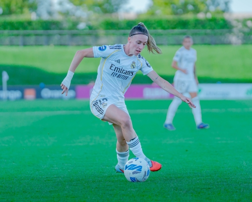 Liga F J4 | Real Madrid - Deportivo De La Coruna Women — Eva Maria Navarro — Real Madrid CF, Deportivo de La Coruña, Eva Maria Navarro