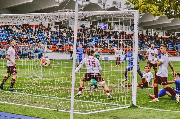 Kensly Vázquez — Ourense CF, Pontevedra CF, Primera RFEF