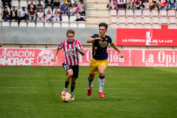 AD Mérida — AD Mérida, Zamora CF, 1ªRFEF