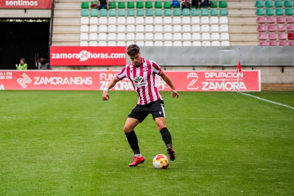 AD Mérida — AD Mérida, Zamora CF, 1ªRFEF