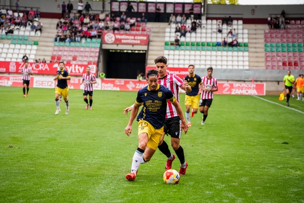 AD Mérida — AD Mérida, Zamora CF, 1ªRFEF