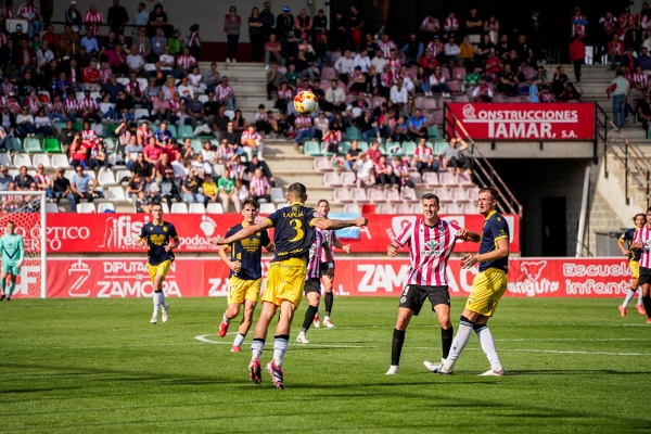 AD Mérida — AD Mérida, Zamora CF, 1ªRFEF