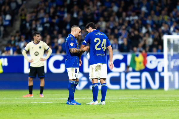 Real Oviedo - FC Barcelona - Jornada 6 - La Liga EA Sports — Real Oviedo — Santi Cazorla, Real Oviedo, Lucas Ahijado