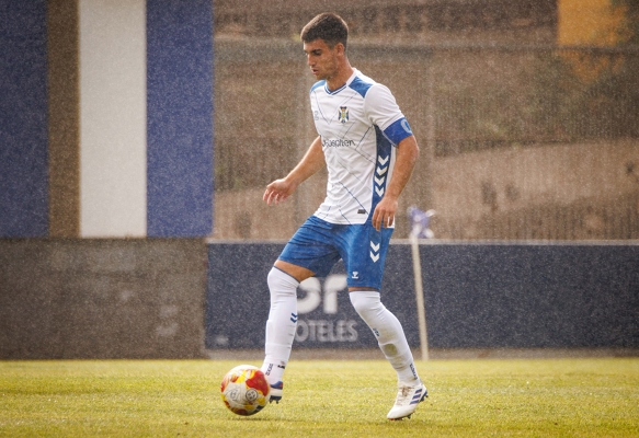Unión Balompédica Conquense — Julen Zubelzu, C.D Tenerife B, Unión Balompédica Conquense