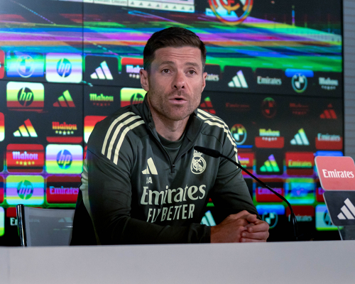 Ruenda De Prensa Xabi Alonso | Real Madrid LaLiga — Xabi Alonso — Xabi Alonso, Real Madrid CF