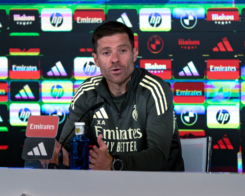 Ruenda De Prensa Xabi Alonso | Real Madrid LaLiga — Xabi Alonso — Xabi Alonso, Real Madrid CF