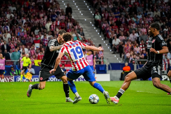 Eintracht Frankfurt — Atlético de Madrid, Eintracht Frankfurt, UEFA Champions League