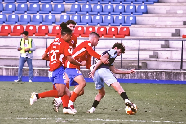 Javi Labrada — UD Ourense, Real Ávila CF, Segunda RFEF