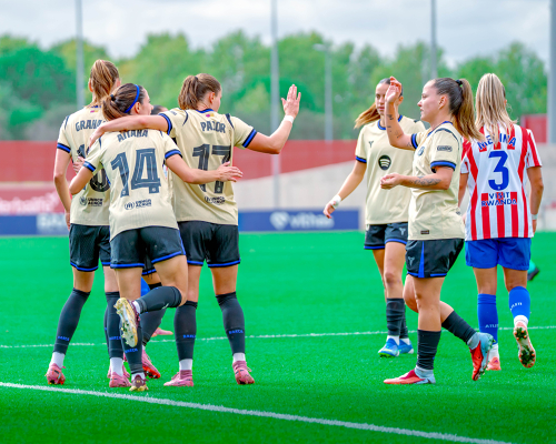 Liga F J7 | Atletico De Madrid - FC Barcelona — Claudia Pina — Aitana Bonmatí, Ewa Pajor, Claudia Pina