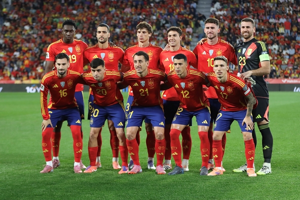 Pedri — selección española de fútbol, Mikel Oyarzabal, samu