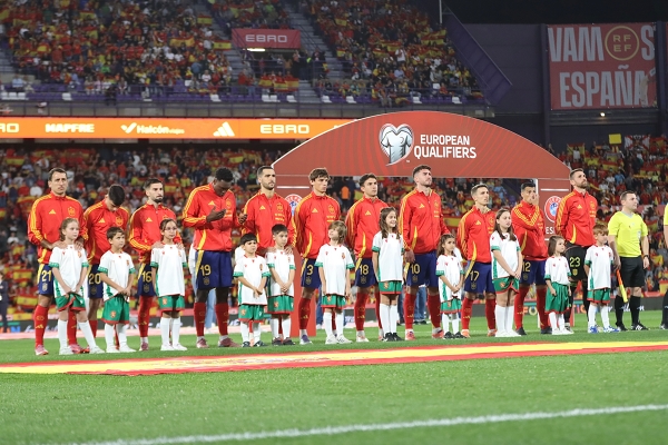 Pedri — selección española de fútbol, Mikel Merino, unai simon