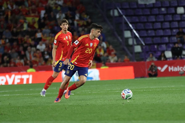 Pedri — Pedri, selección española de fútbol