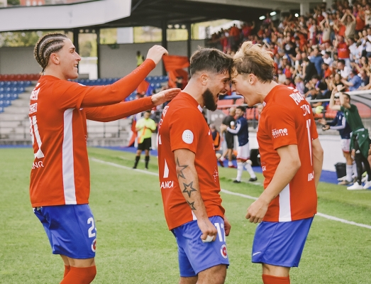 Valen — UD Ourense, Unión Popular de Langreo, Segunda RFEF