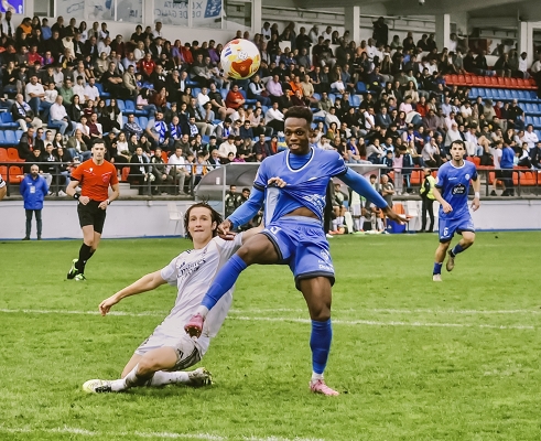 Kensly Vázquez — Ourense CF, Real Madrid Castilla, Primera RFEF