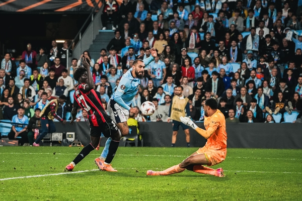 Borja Iglesias — RC Celta de Vigo, OGC Niza, UEFA Europa Legue