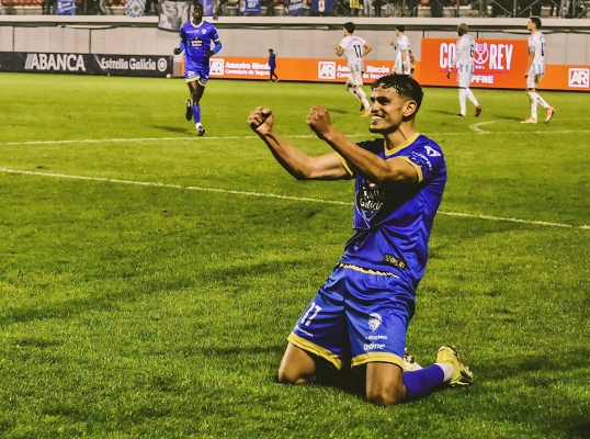 Omar — Ourense CF, Real Oviedo, Copa del Rey