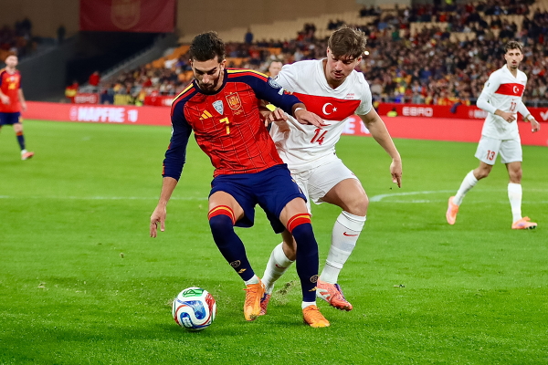 Ferran Torres — Ferran Torres, seleccion española de futbol, yusuf akcicek