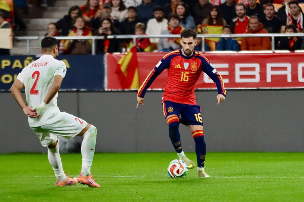 Alex Baena — Alex Baena, seleccion española de futbol, zeki celik