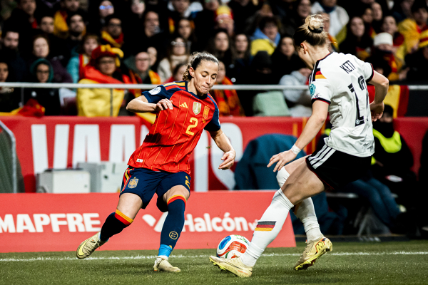Final UEFA Women's Nations League | España 3 - 0 Alemania  — Ona Batlle — Ona Batlle, Selección española femenina, Franziska Kett
