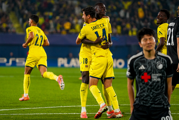 Villareal CF — Villareal CF, FC Copenhague, Santi Comesaña